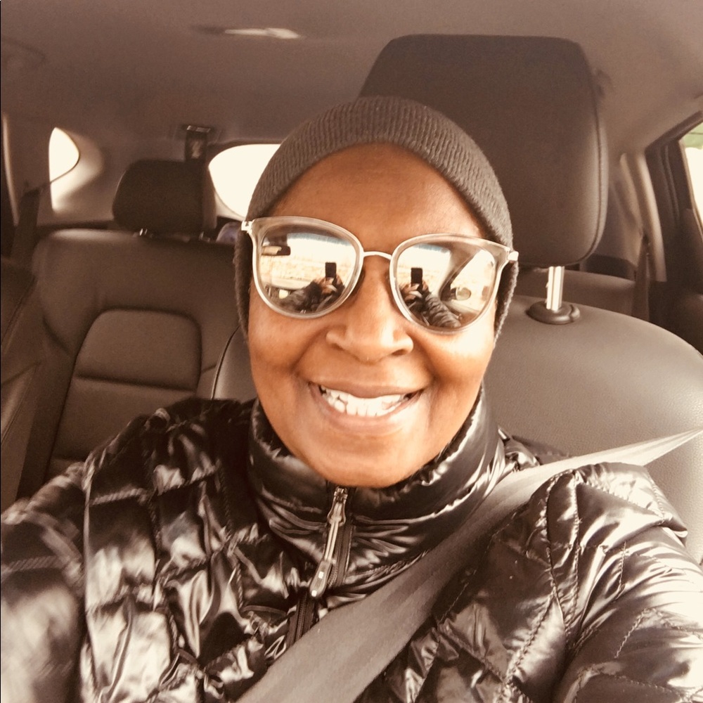 Meet your Posher, Diane